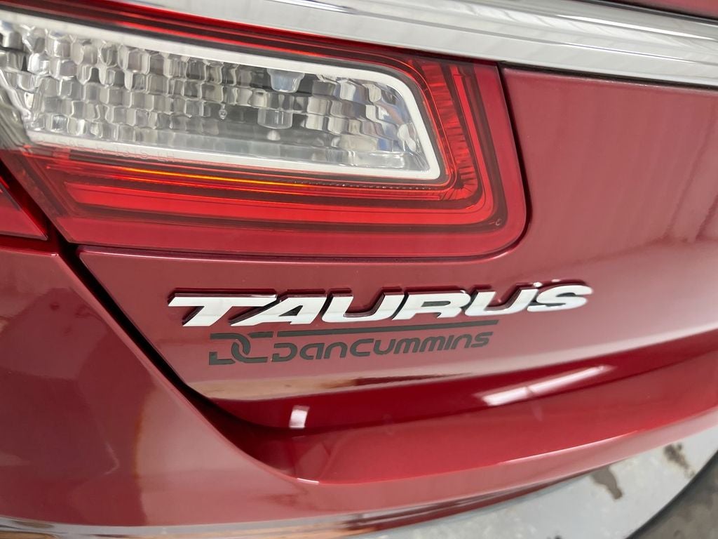 2014 Ford Taurus SEL