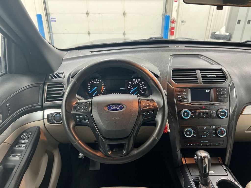 2019 Ford Explorer Base