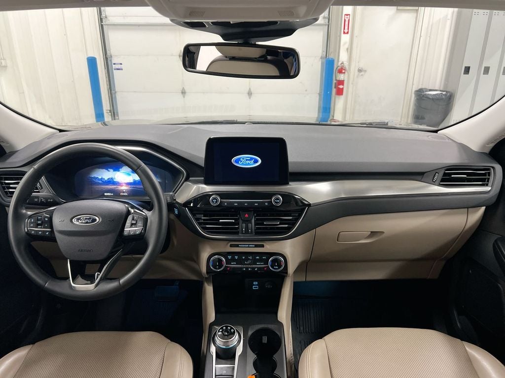 2022 Ford Escape Titanium