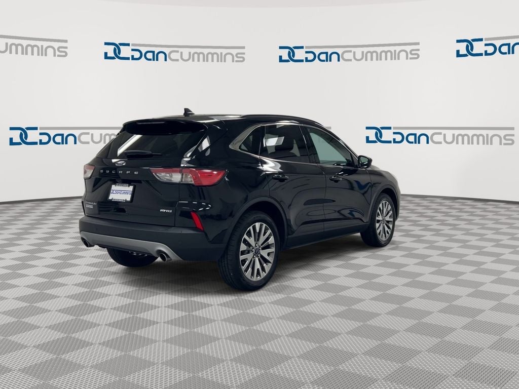 2022 Ford Escape Titanium