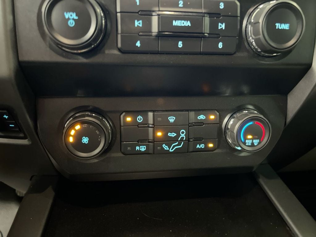 2021 Ford F-450SD XL