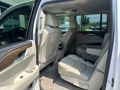 2020 Cadillac Escalade ESV Luxury