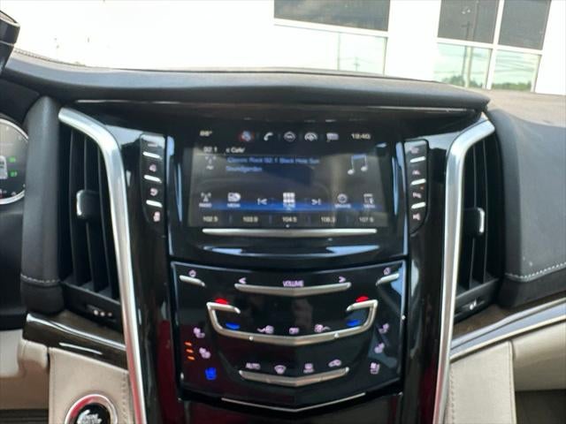 2020 Cadillac Escalade ESV Luxury