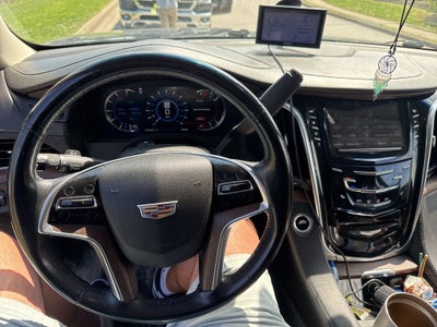 2018 Cadillac Escalade ESV Premium