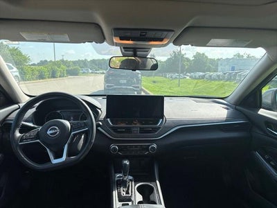 2023 Nissan Altima 2.5 SV