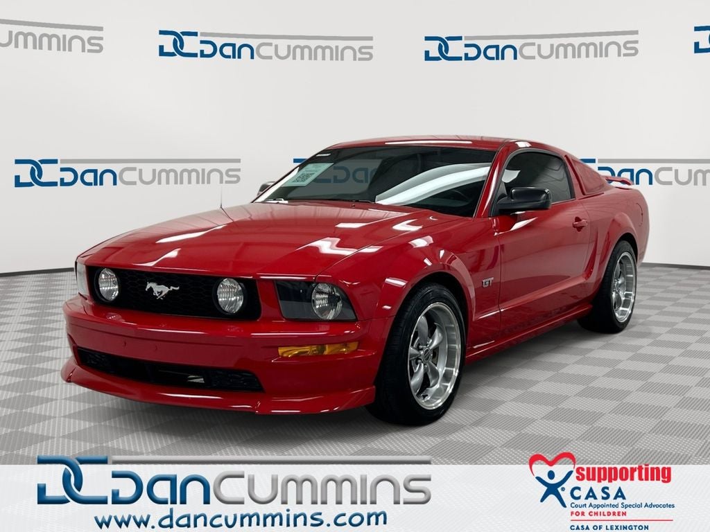 2005 Ford Mustang GT Premium