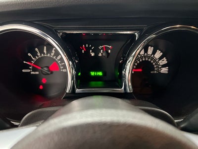2005 Ford Mustang GT Premium