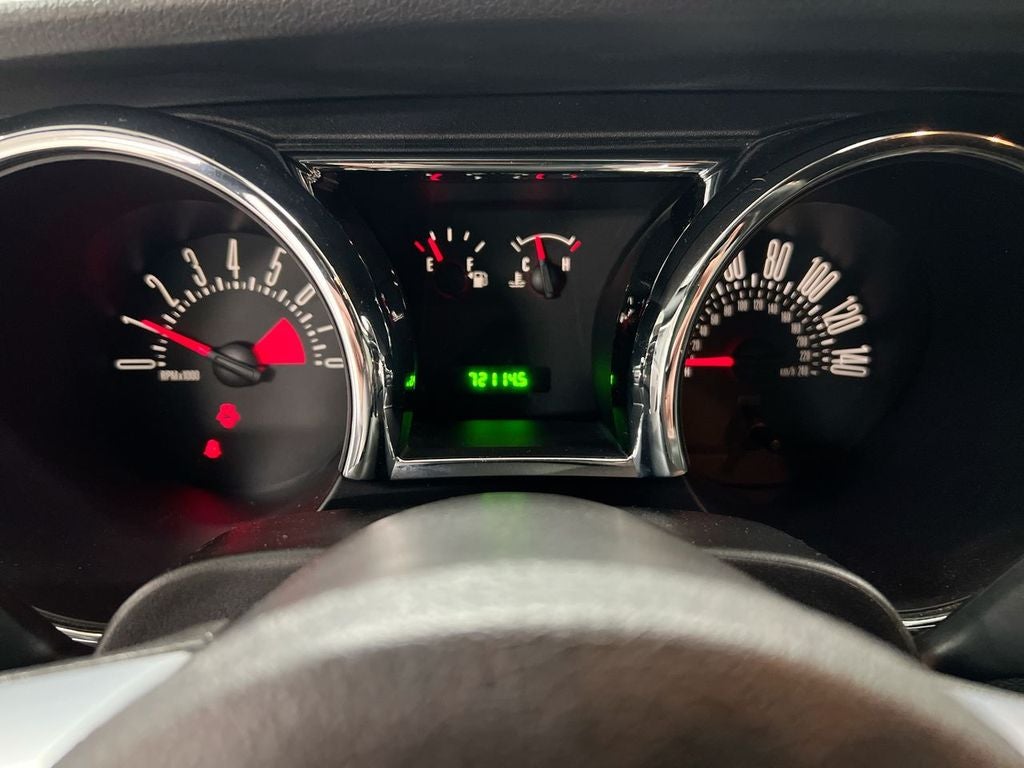 2005 Ford Mustang GT Premium