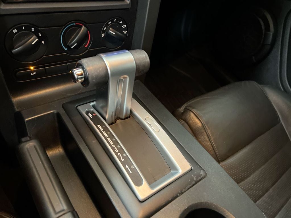 2005 Ford Mustang GT Premium