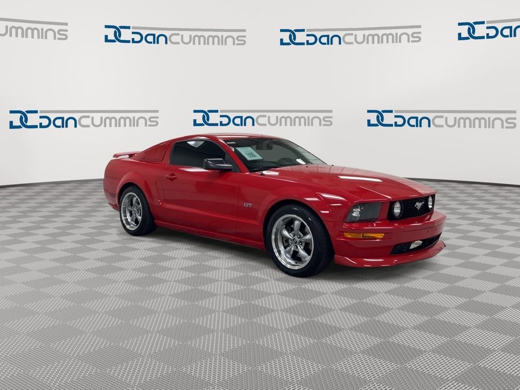 2005 Ford Mustang GT Premium