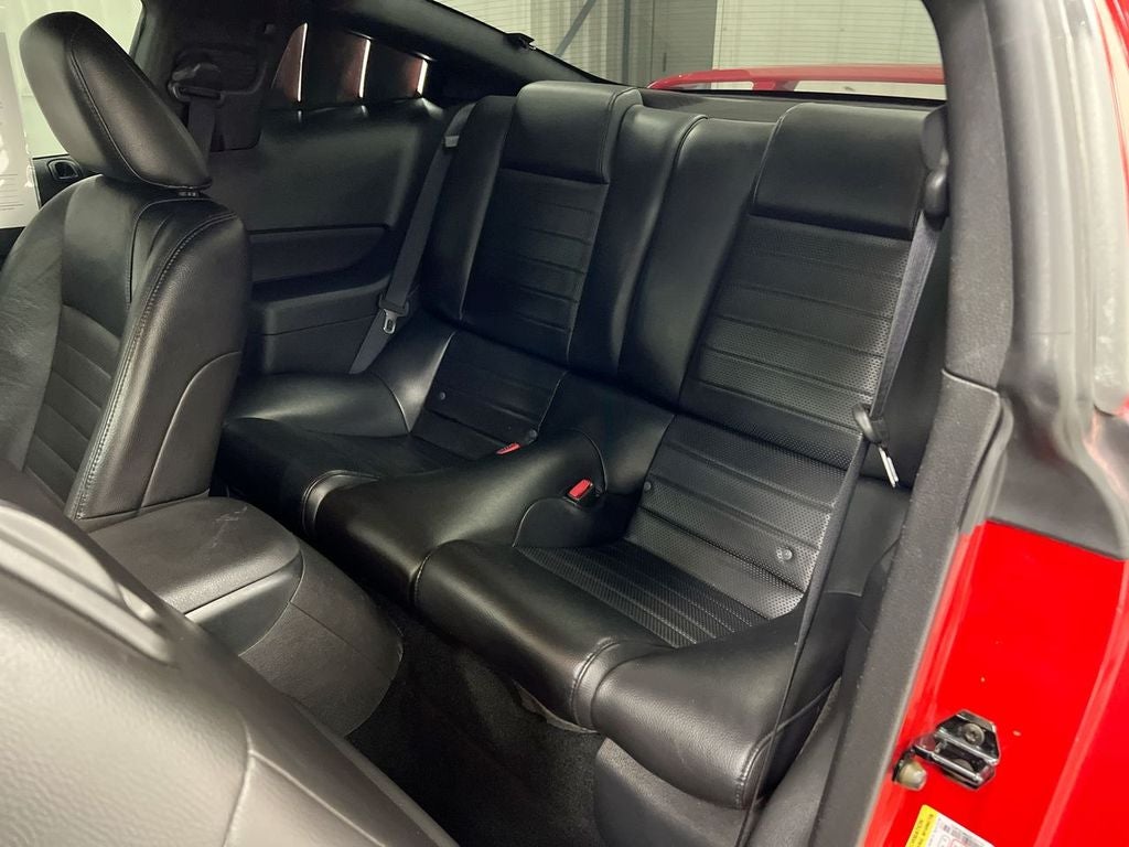 2005 Ford Mustang GT Premium