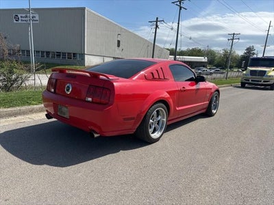 2005 Ford Mustang GT Premium