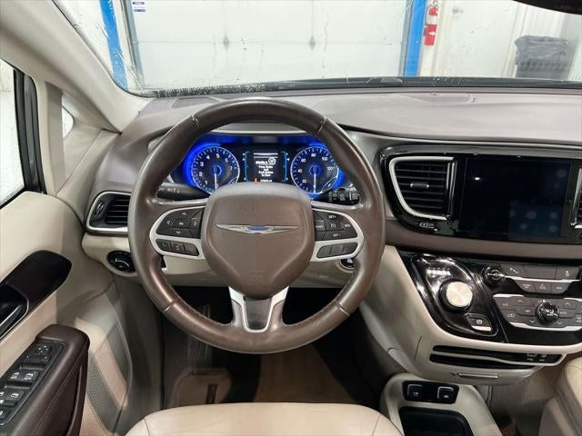 2017 Chrysler Pacifica Touring L