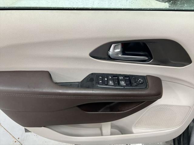 2017 Chrysler Pacifica Touring L