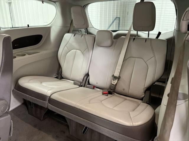 2017 Chrysler Pacifica Touring L