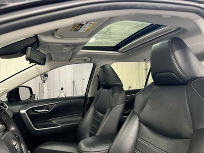 2019 Toyota RAV4 XLE Premium