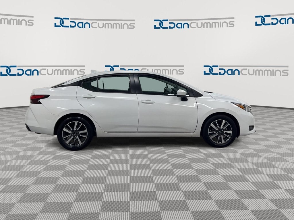 2024 Nissan Versa 1.6 SV