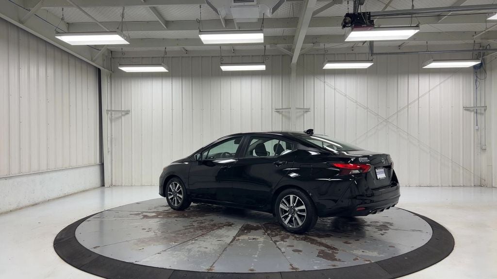 2023 Nissan Versa 1.6 SV