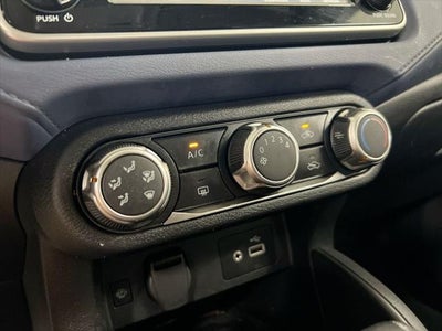 2023 Nissan Versa 1.6 SV