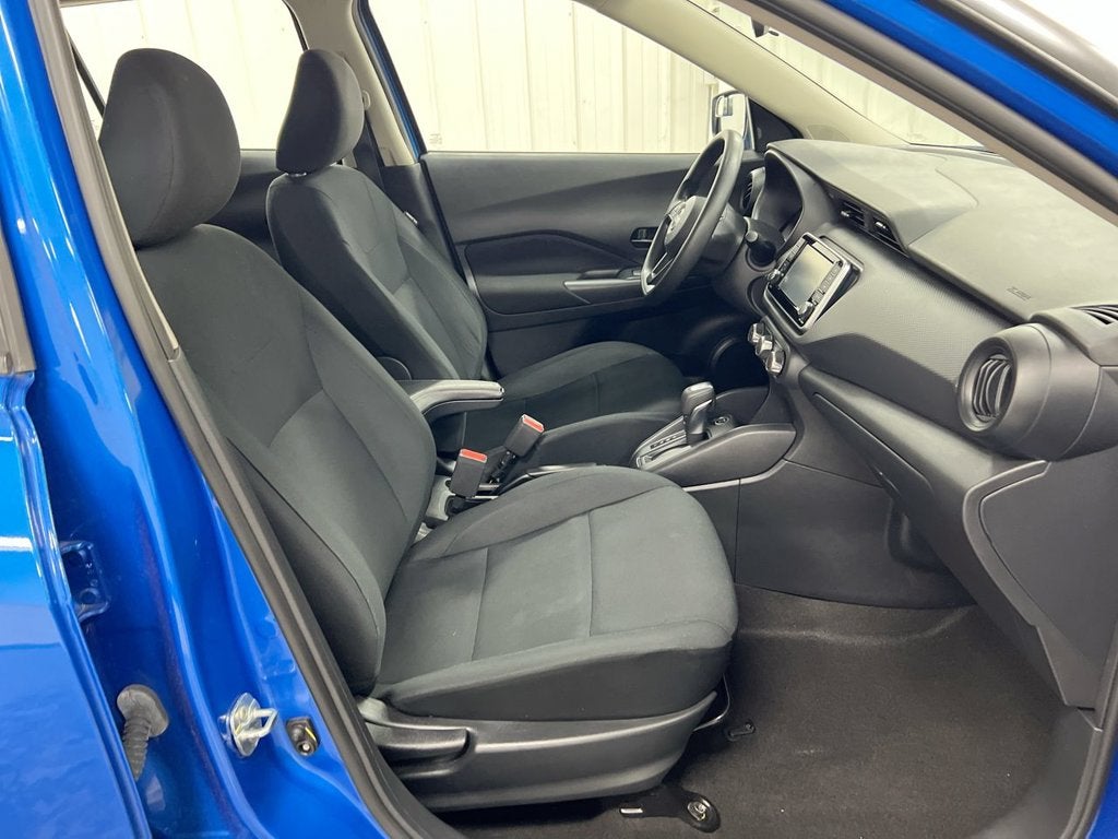 2023 Nissan Kicks S