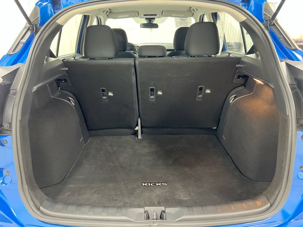 2023 Nissan Kicks S
