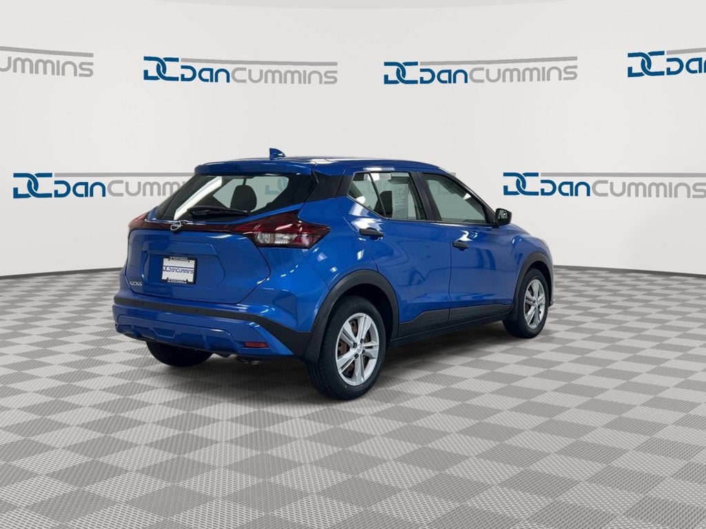 2023 Nissan Kicks S