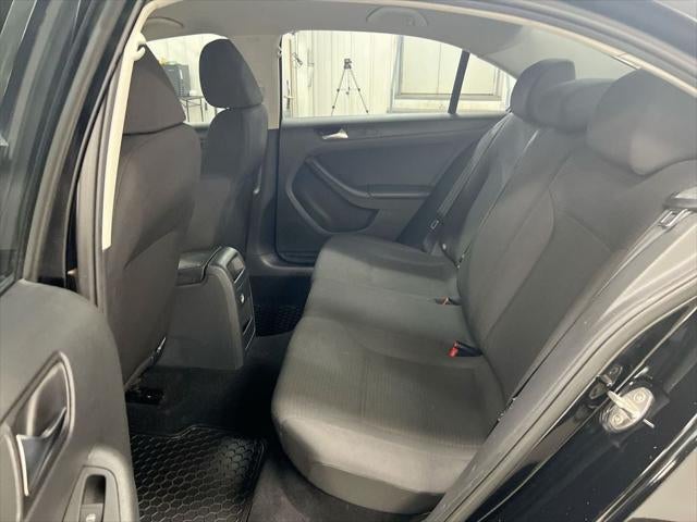 2015 Volkswagen Jetta 2.0L S