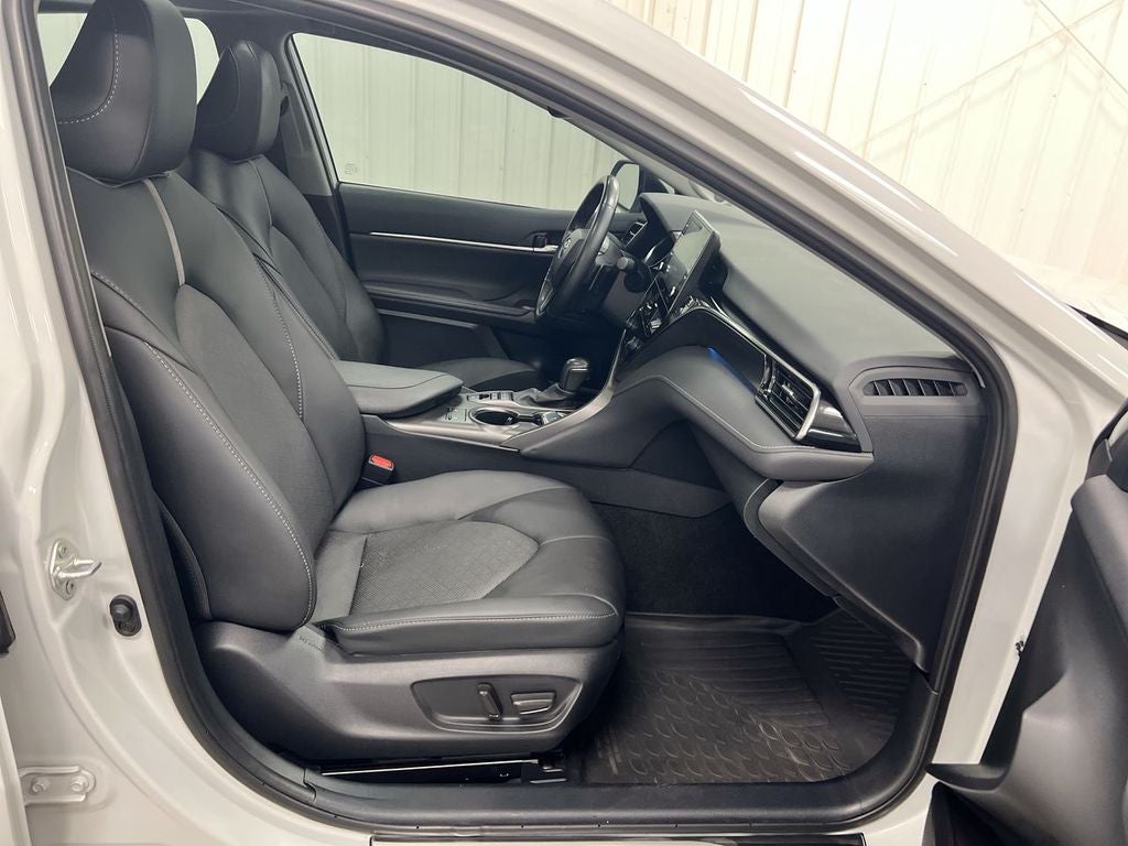 2024 Toyota Camry Hybrid XSE