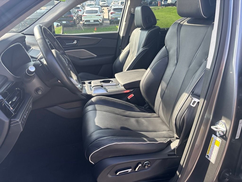 2023 Acura MDX Advance