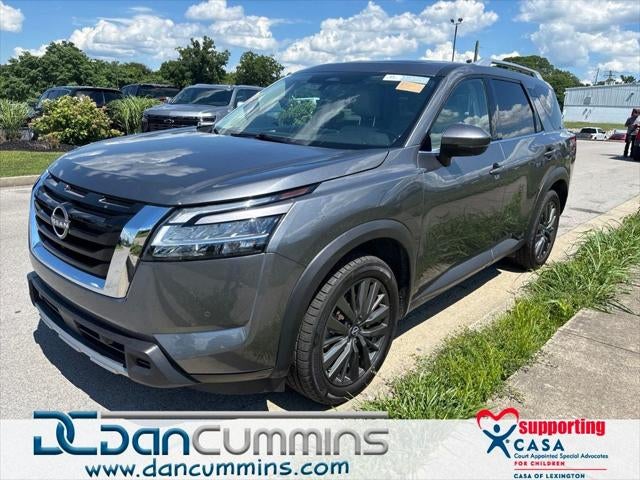 2024 Nissan Pathfinder SL