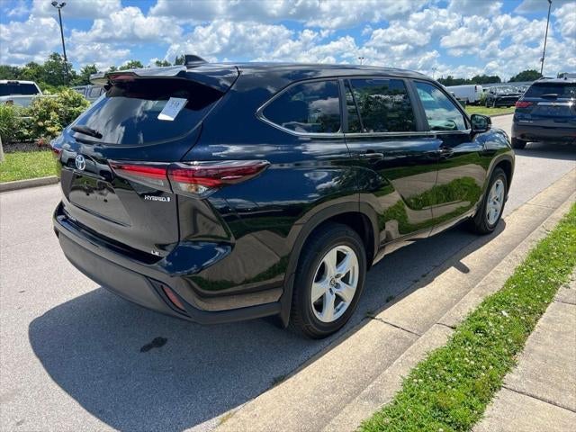 2024 Toyota Highlander Hybrid LE