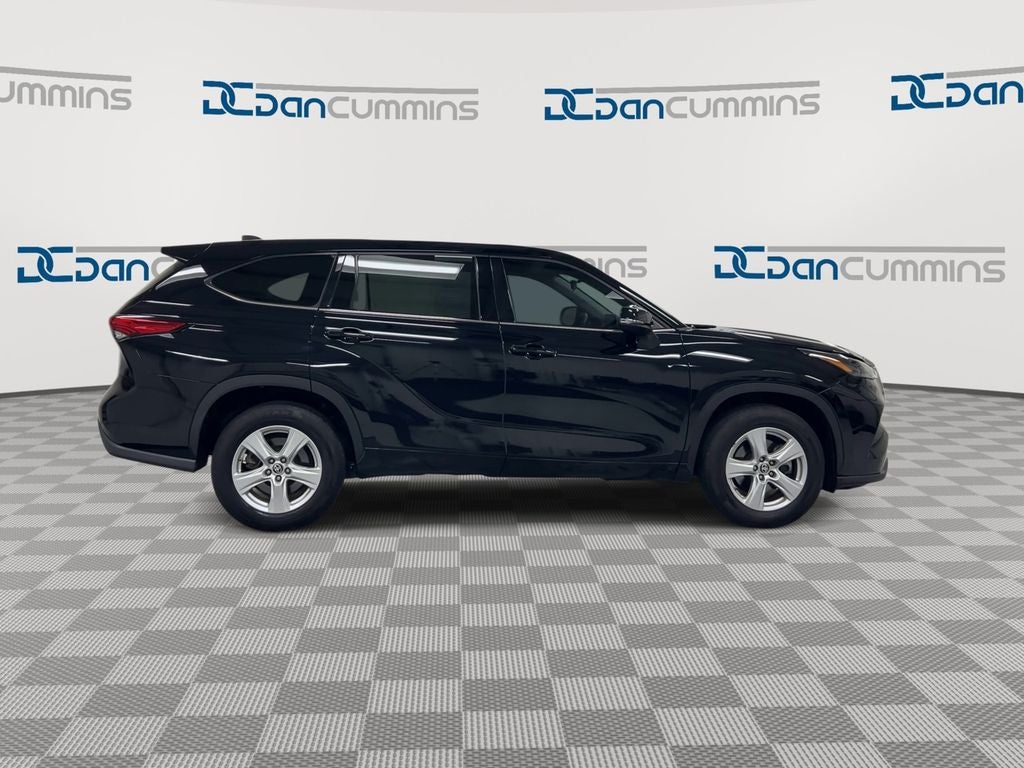 2022 Toyota Highlander L