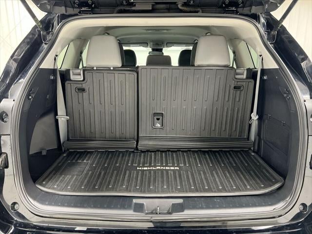 2022 Toyota Highlander L