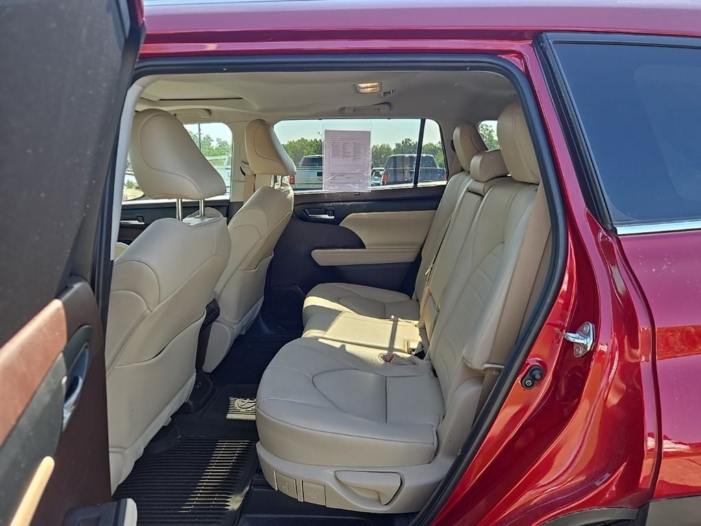 2021 Toyota Highlander XLE