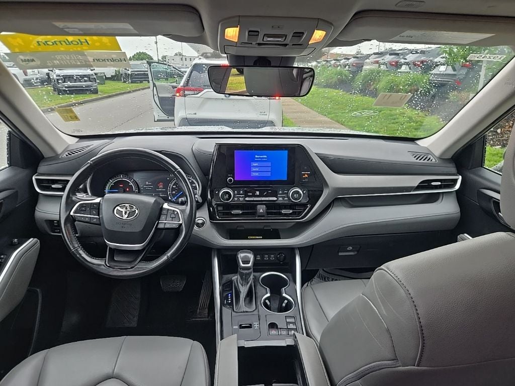 2023 Toyota Highlander Hybrid XLE