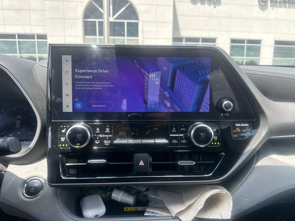 2023 Toyota Highlander Hybrid Limited