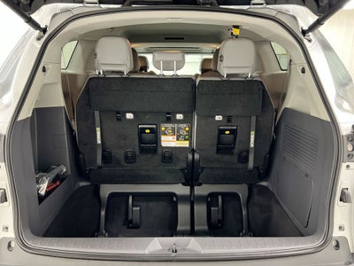 2023 Toyota Sienna XLE