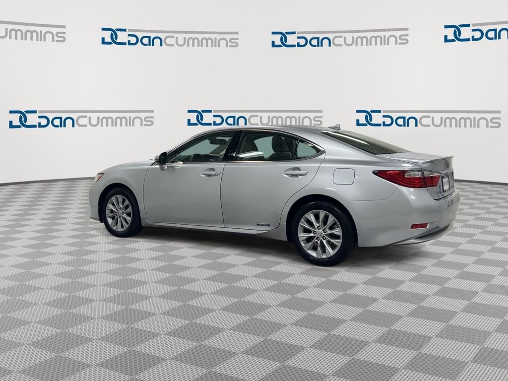 2013 Lexus ES 300h