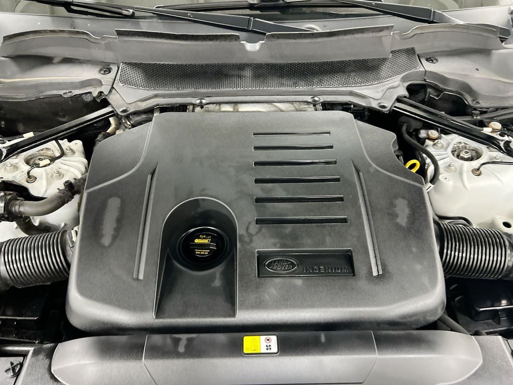 2021 Land Rover Range Rover Sport HSE Silver Edition