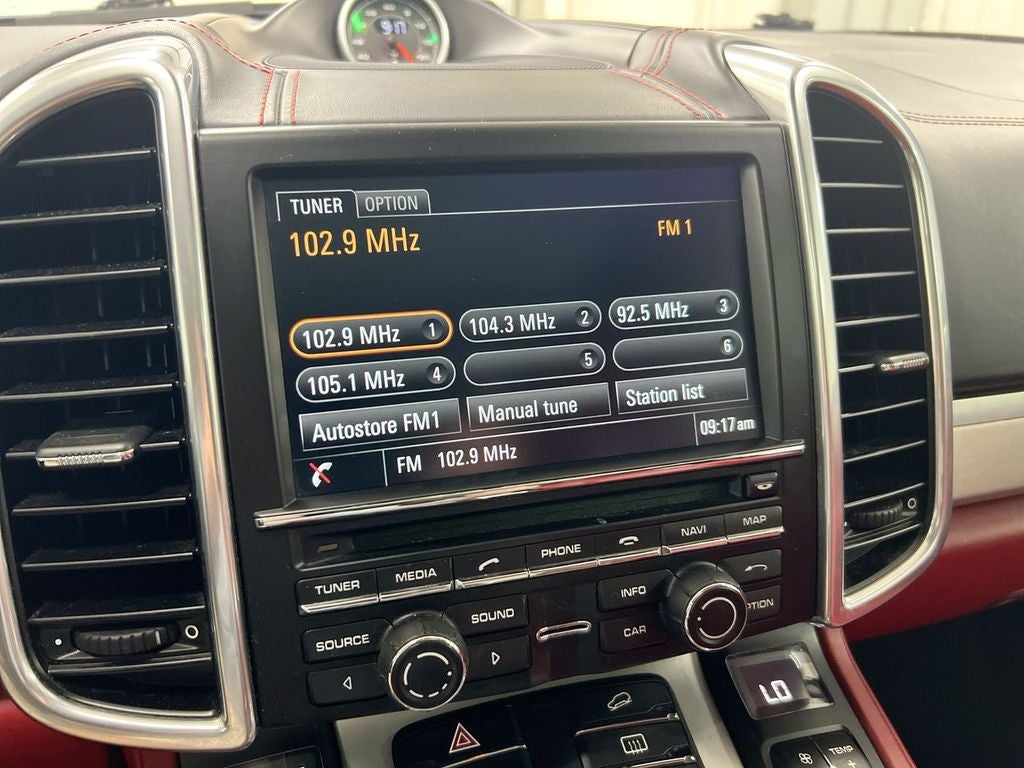 2016 Porsche Cayenne GTS