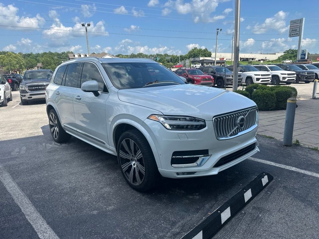 2022 Volvo XC90 T6 Inscription