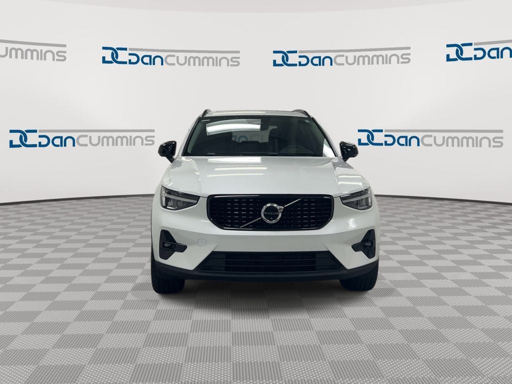 2023 Volvo XC40 Ultimate