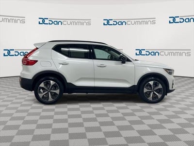 2023 Volvo XC40 Ultimate