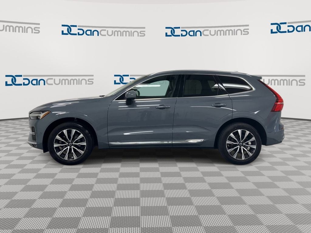 2023 Volvo XC60 B5 Plus Bright Theme