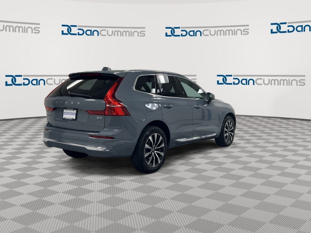 2023 Volvo XC60 B5 Plus Bright Theme