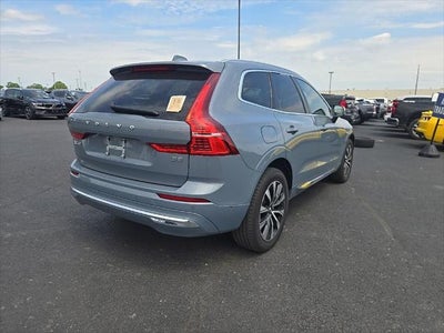 2023 Volvo XC60 B5 Plus Bright Theme
