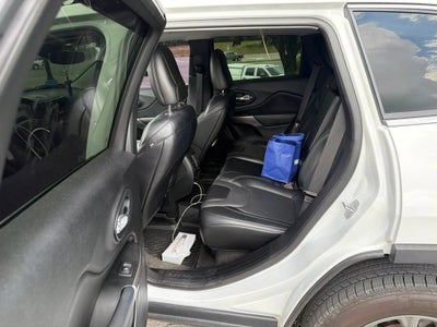 2022 Jeep Cherokee Latitude Lux