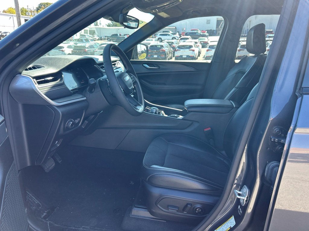 2023 Jeep Grand Cherokee L Altitude X