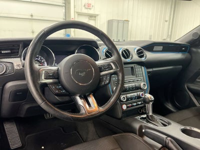 2017 Ford Mustang V6