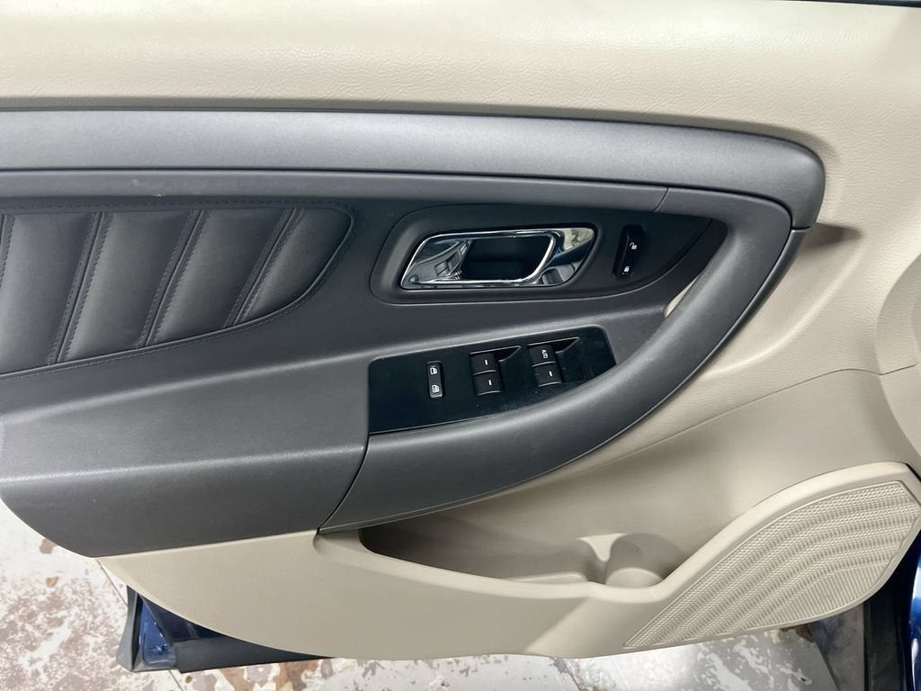 2012 Ford Taurus SEL